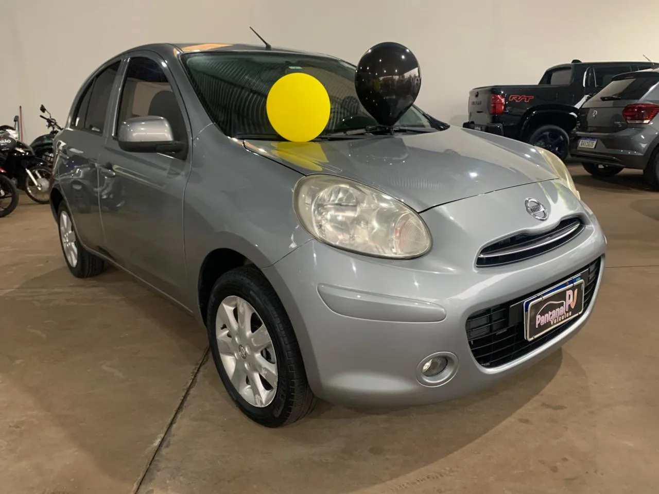 NISSAN MARCH S