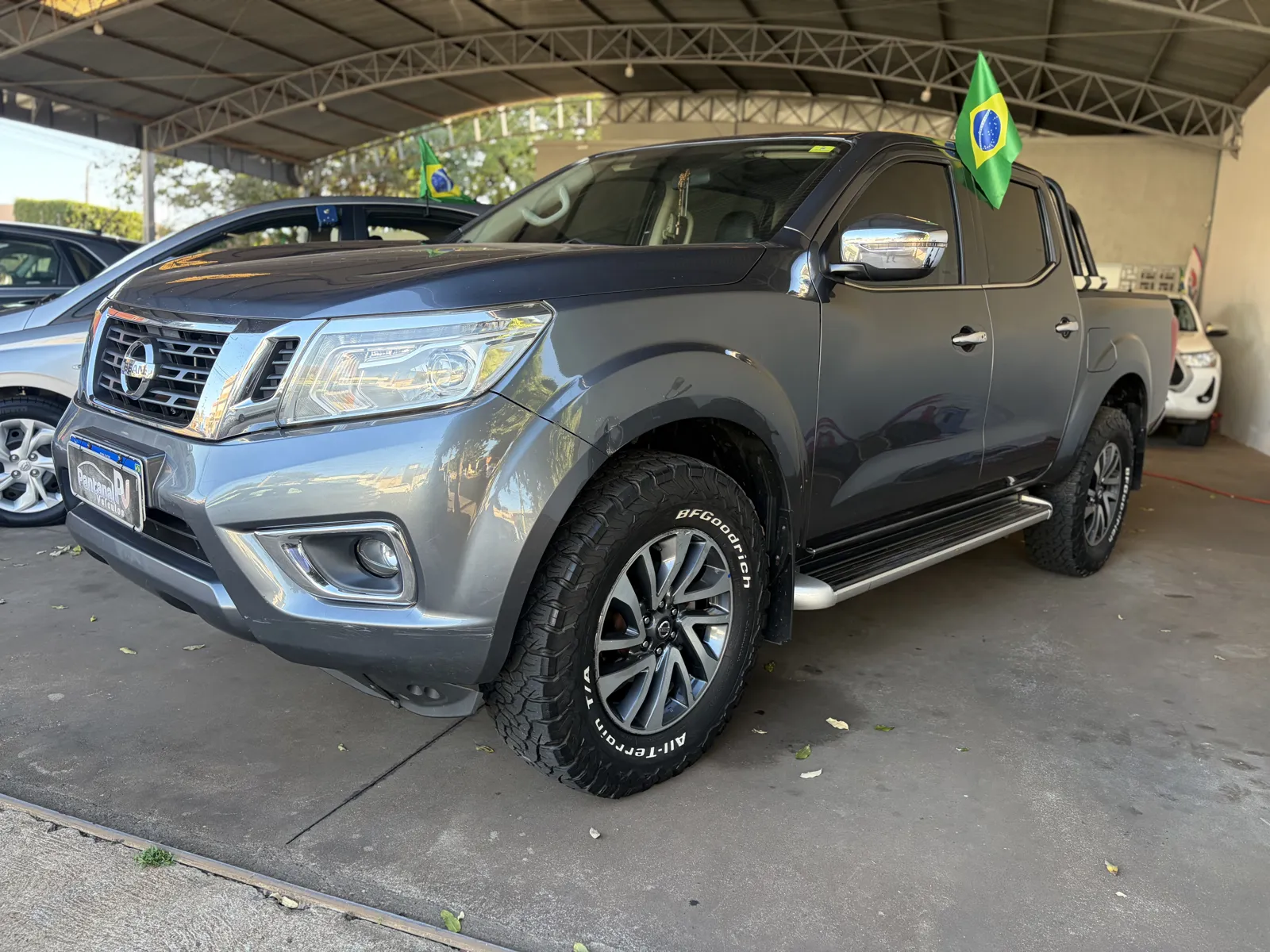 NISSAN NISSAN FRONTIER Xe 4wd 4x4